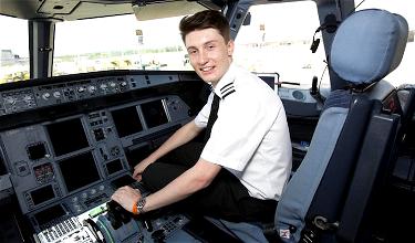 Awesome: EasyJet Hires A Teenage Pilot!
