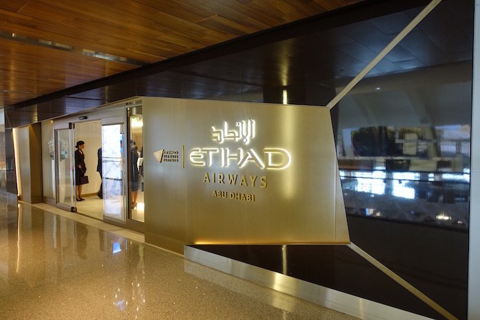 Etihad-Airways-Lounge-LAX - 7