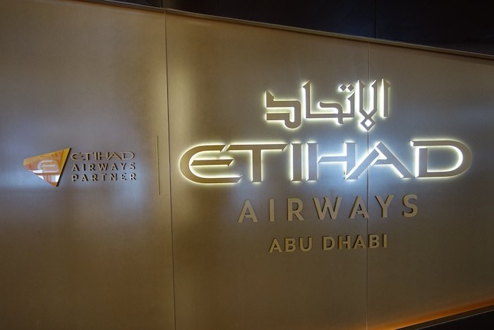 Etihad-Airways-Lounge-LAX - 8