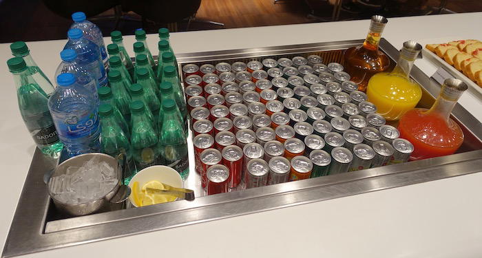 Oryx-Lounge-Doha-Airport - 28