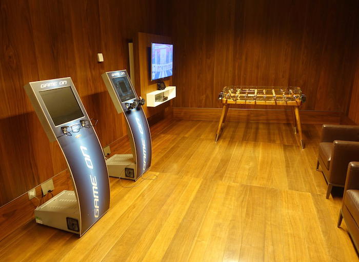 Oryx-Lounge-Doha-Airport - 32