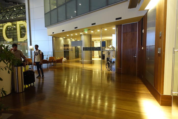 Oryx-Lounge-Doha-Airport - 6
