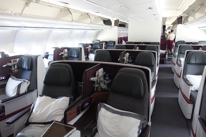 Qatar-Airways-A340-Business-Class - 4