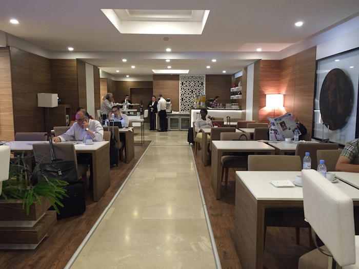 Royal-Air-Maroc-Lounge-Casablanca - 12