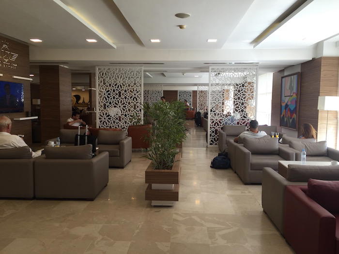 Royal-Air-Maroc-Lounge-Casablanca - 14