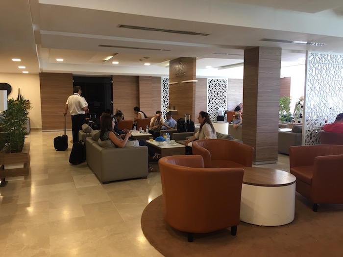 Royal-Air-Maroc-Lounge-Casablanca - 17