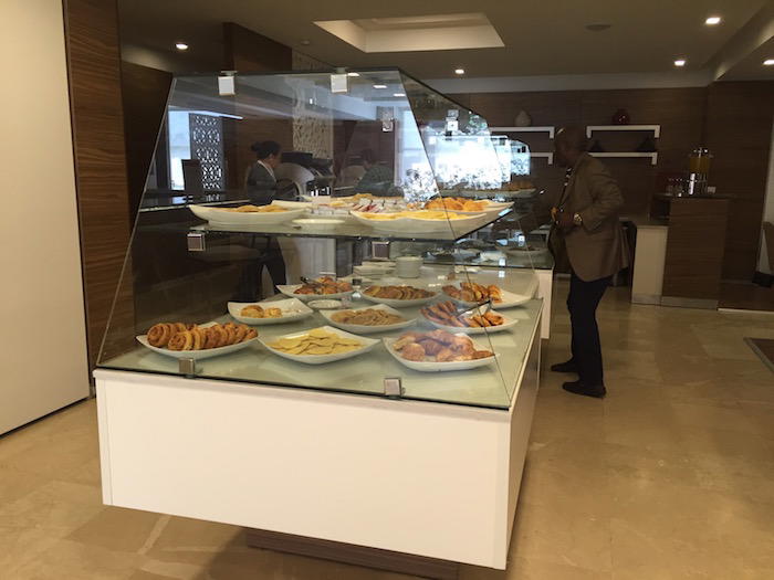 Royal-Air-Maroc-Lounge-Casablanca - 22