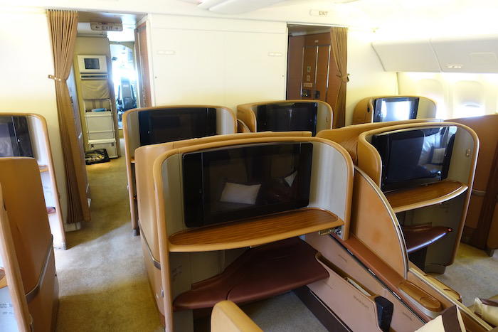 Singapore-First-Class-777 - 1