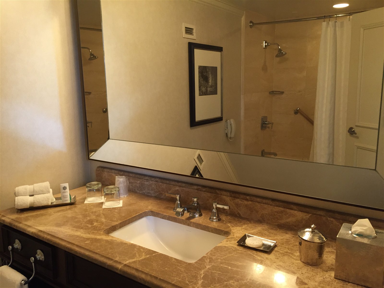 St. Regis Houston Grand Luxe Room bathroom