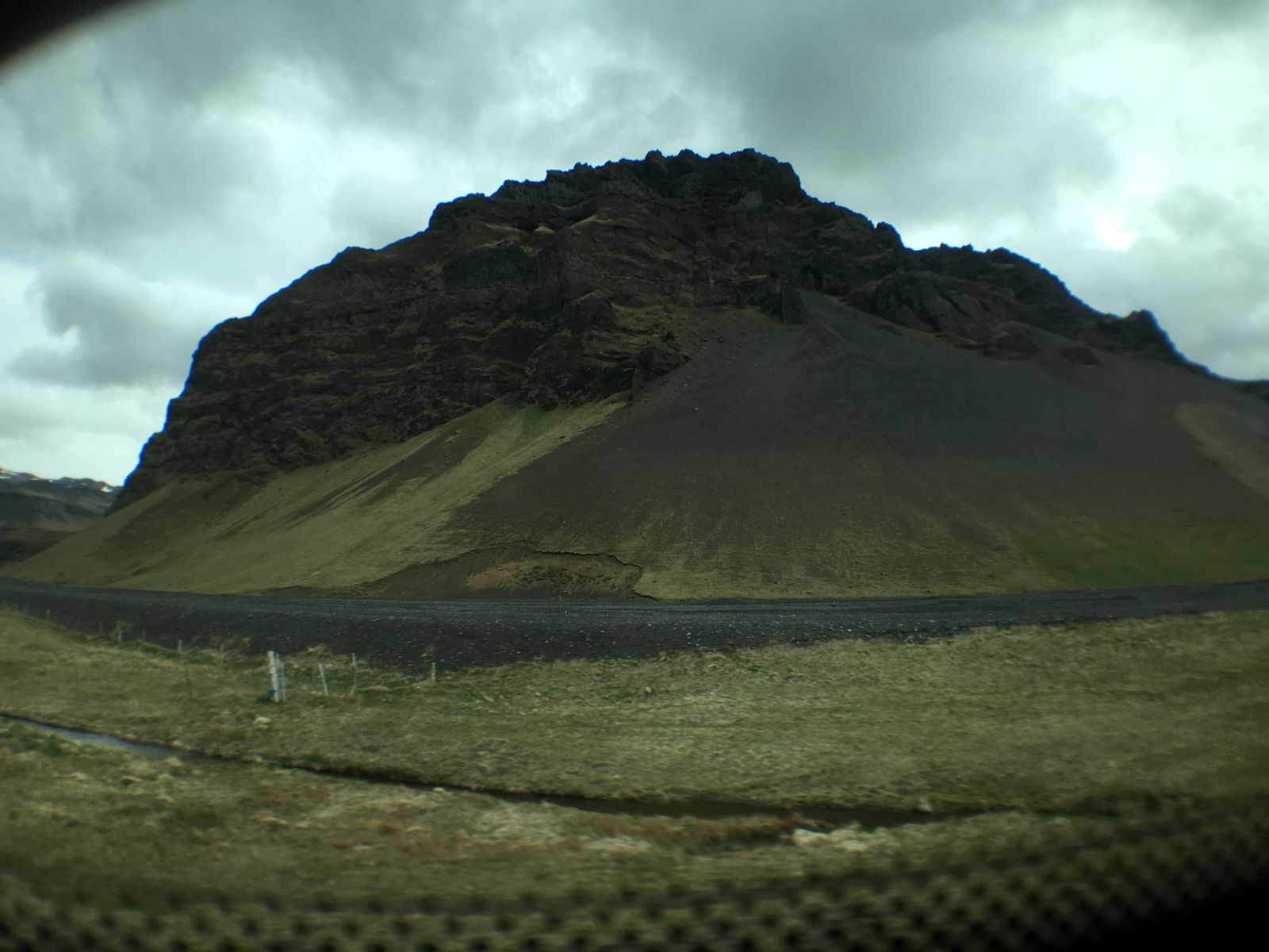 Icelandfromthebus2