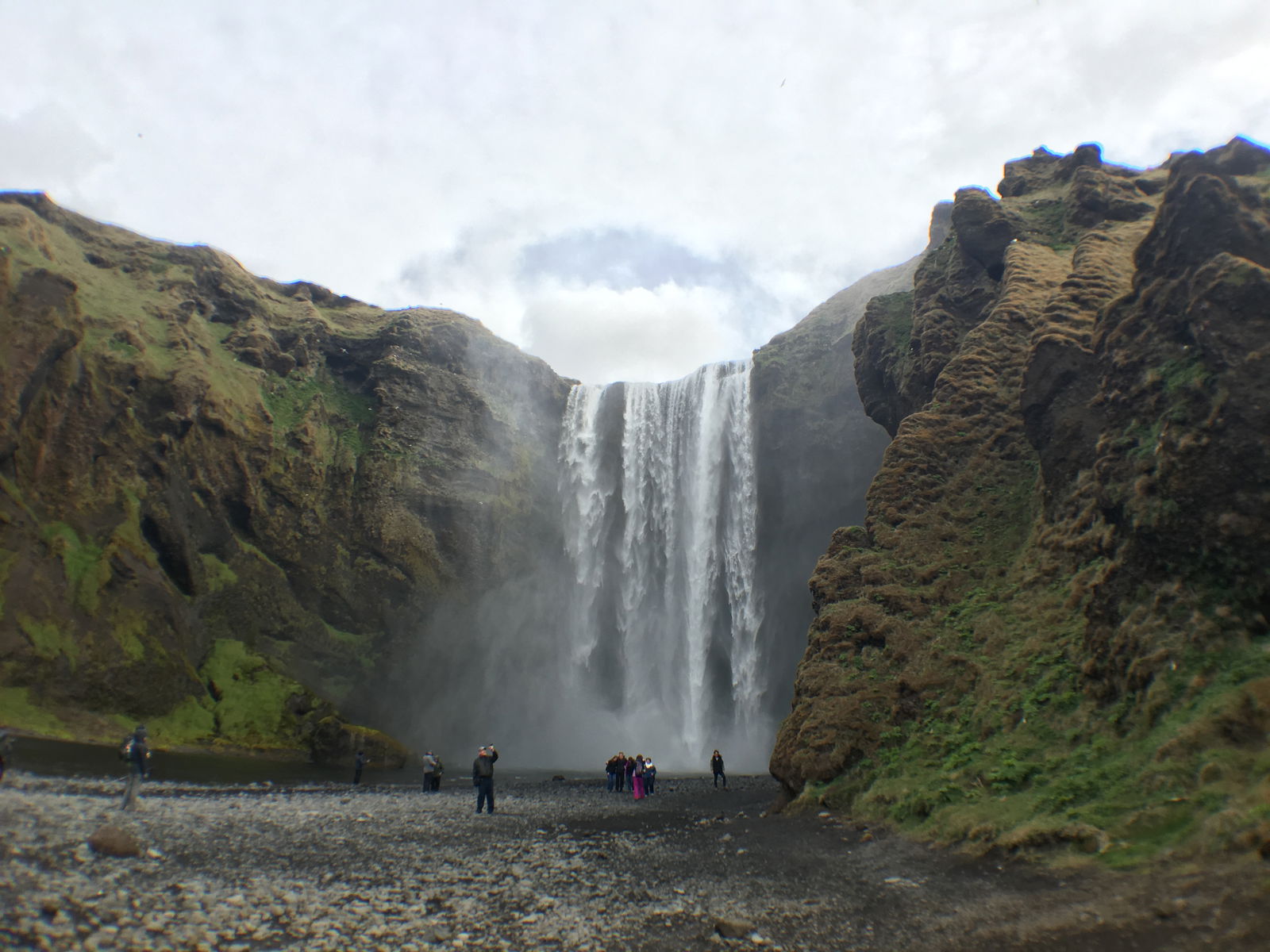 IcelandicWaterfalls5