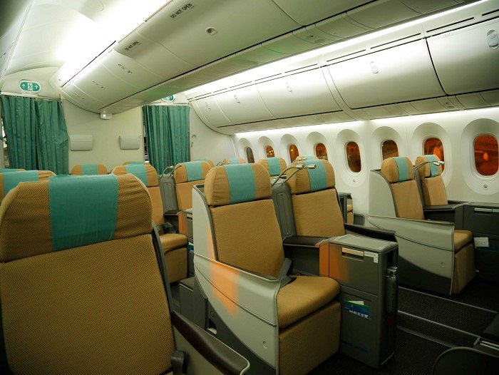 Oman-Air-Business-Class-787-Leased