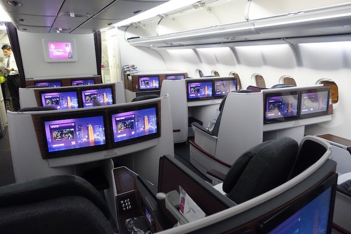 Qatar-Business-Class-A340 - 4