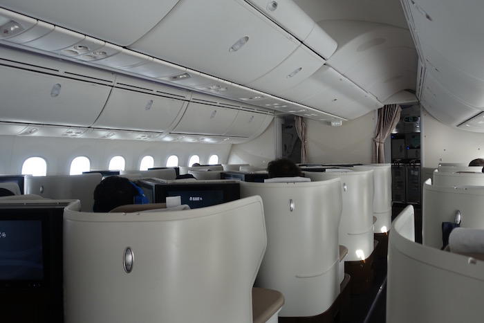 Saudia-787-Business-Class - 52