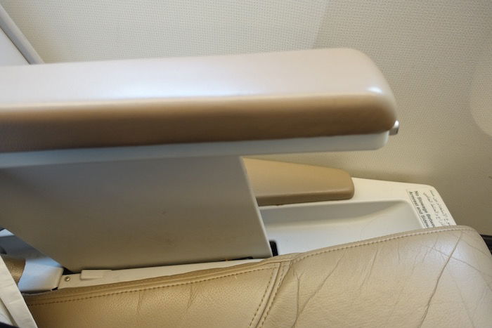 Saudia-Business-Class-777 - 9