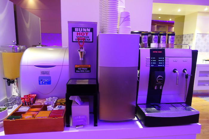 Saudia-Lounge-Jeddah-Airport - 39