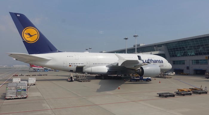 air-astana-business-class-767-26