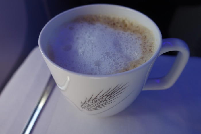 air-astana-business-class-767-80