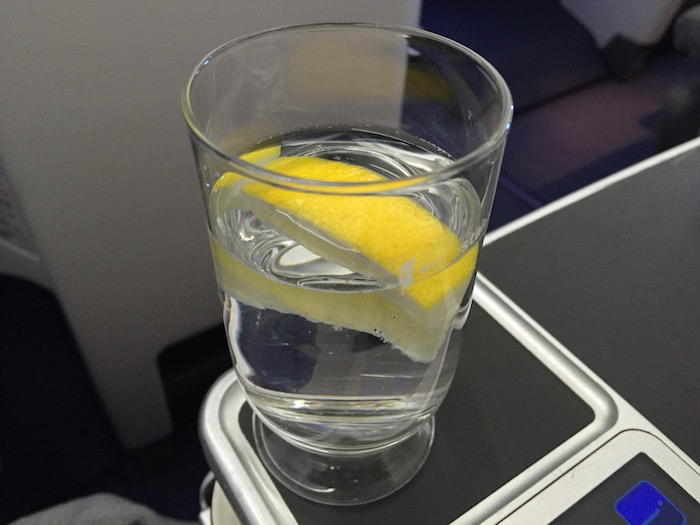 air-astana-business-class-767-85