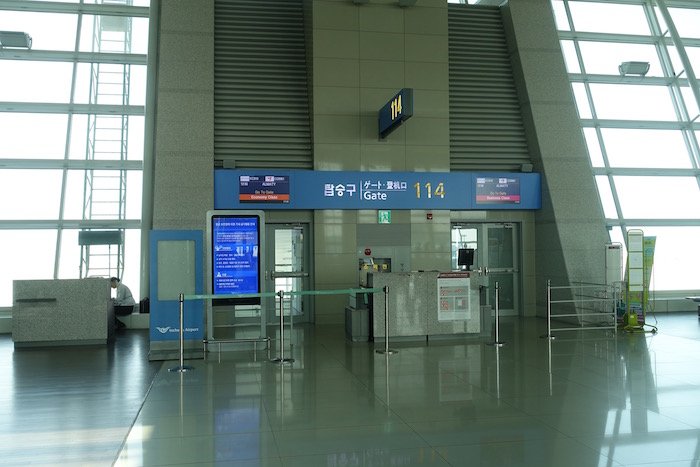 asiana-lounge-incheon-airport-37