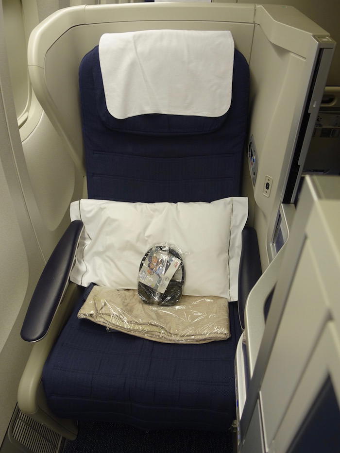 British-Airways-Club-World-777 - 3