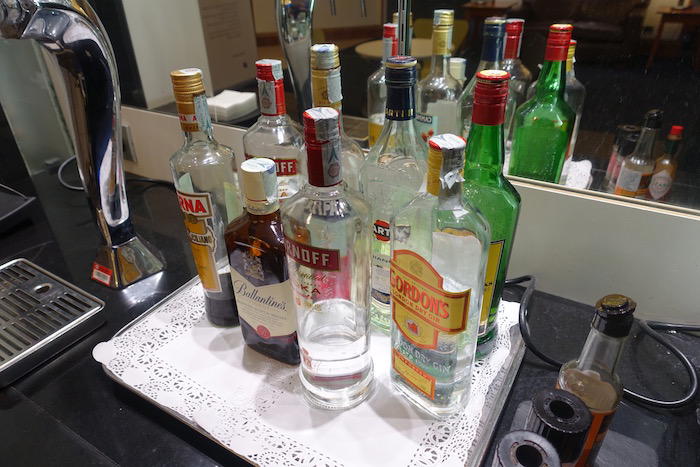 British-Airways-Lounge-Rome - 17