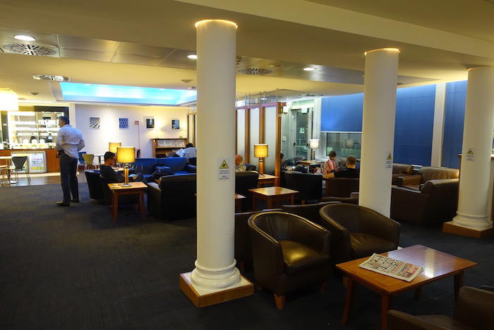 British-Airways-Lounge-Rome - 6