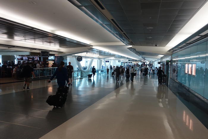 British-Airways-Lounge-San-Francisco - 2