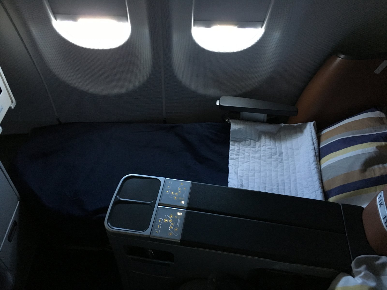 Lufthansa seat recline 3