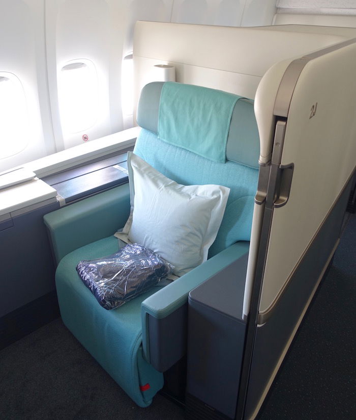 korean air 747 first class