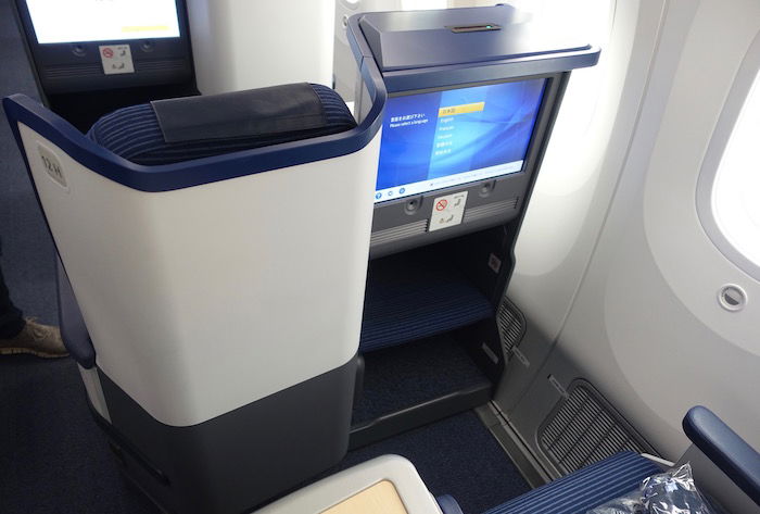 ana-787-business-class-5