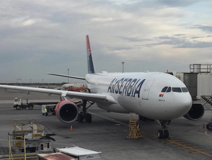 air-serbia-business-class-a330-98