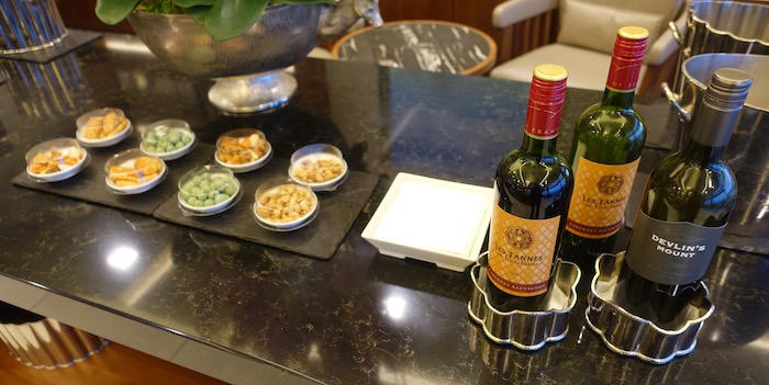 singapore-airlines-lounge-london-heathrow-22