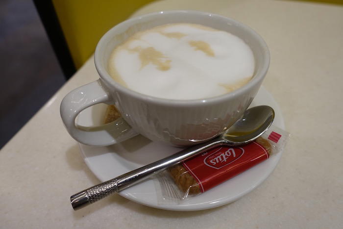 singapore-airlines-lounge-london-heathrow-24