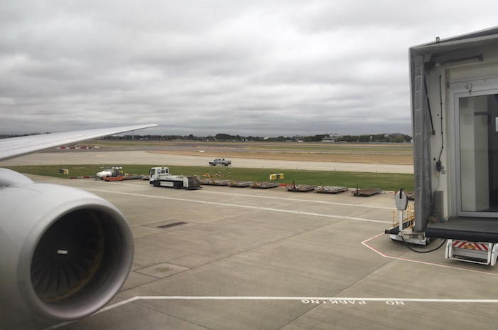 united-first-class-777-19