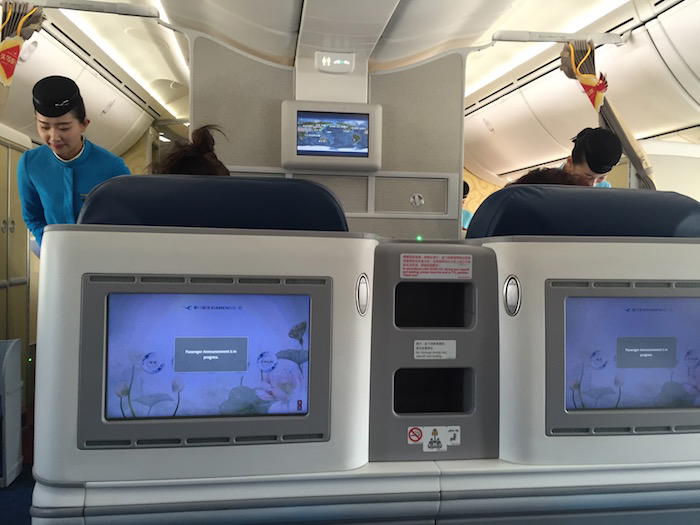 xiamen-business-class-787-25