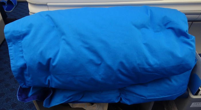 xiamen-business-class-787-38