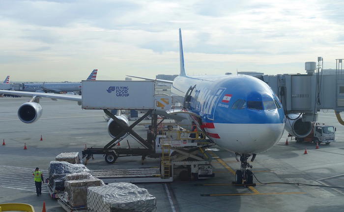 air-tahiti-nui-business-class-a340-2