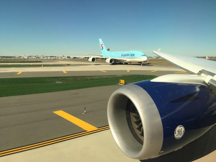 azerbaijan-airlines-business-class-787-28