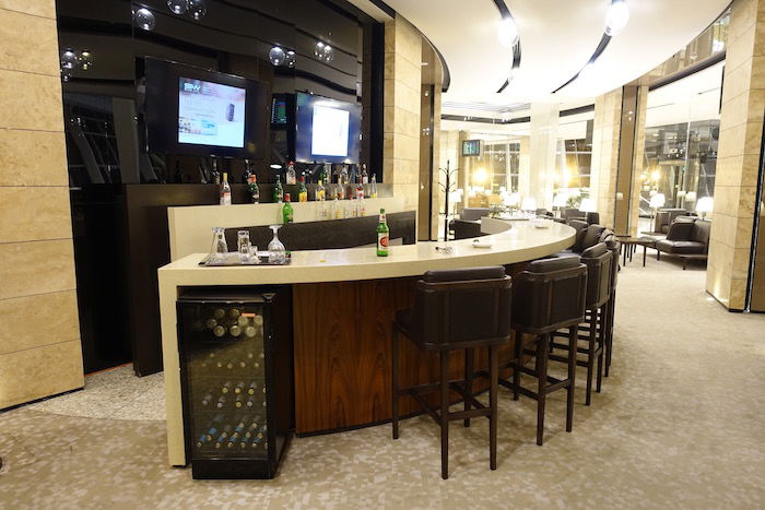 baku-airport-lounge-17