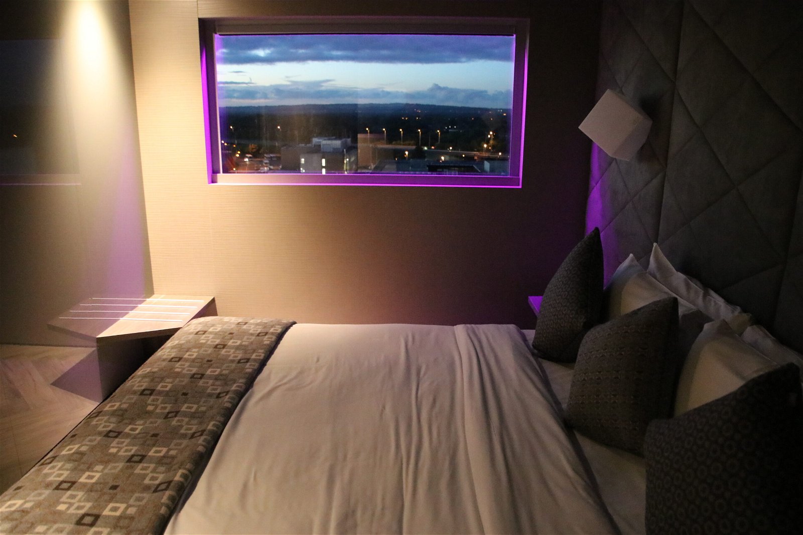 Bloc Hotel Bedroom at night 3