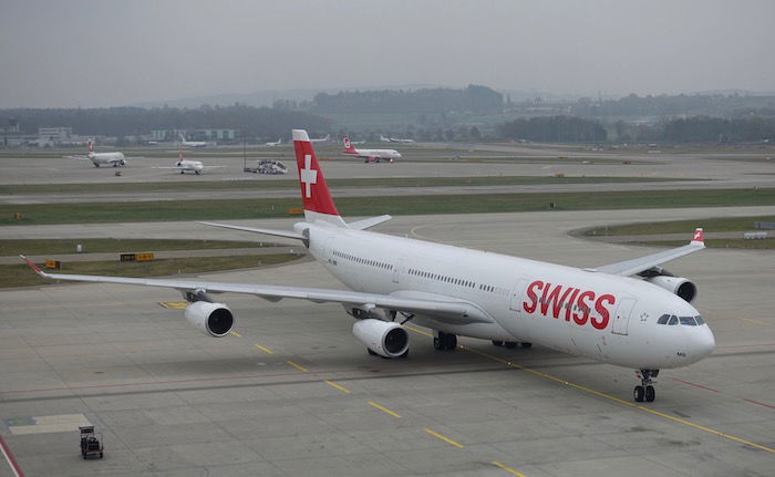 swiss-first-class-lounge-zurich-59