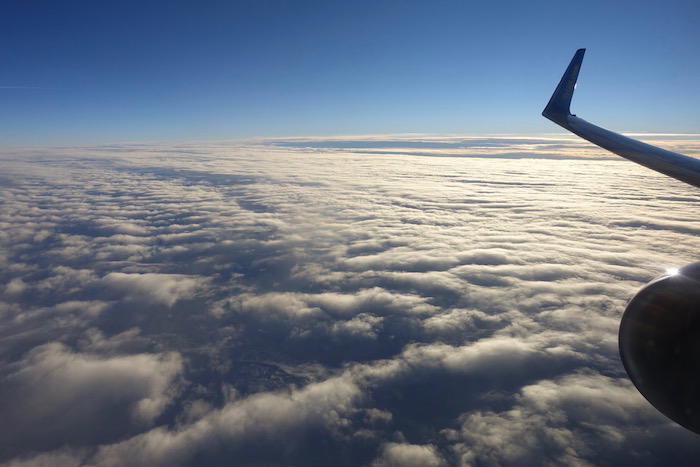 ukraine-international-business-class-737-23