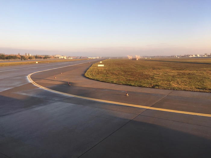 ukraine-international-business-class-737-29