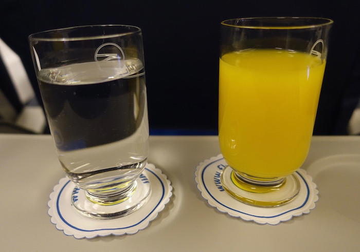 ukraine-international-business-class-737-7