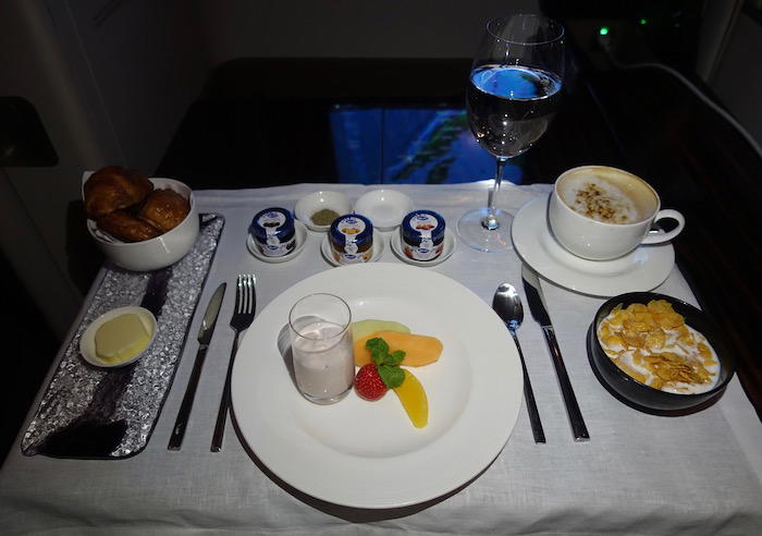 garuda-indonesia-first-class-106