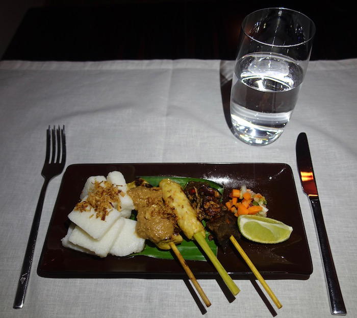 garuda-indonesia-first-class-98