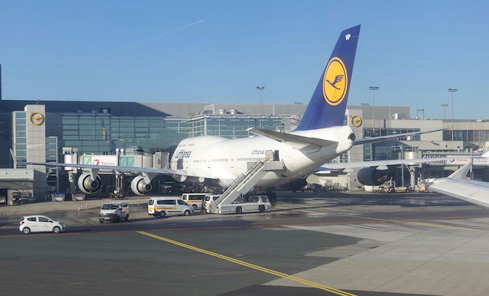 lufthansa-business-class-a320-7