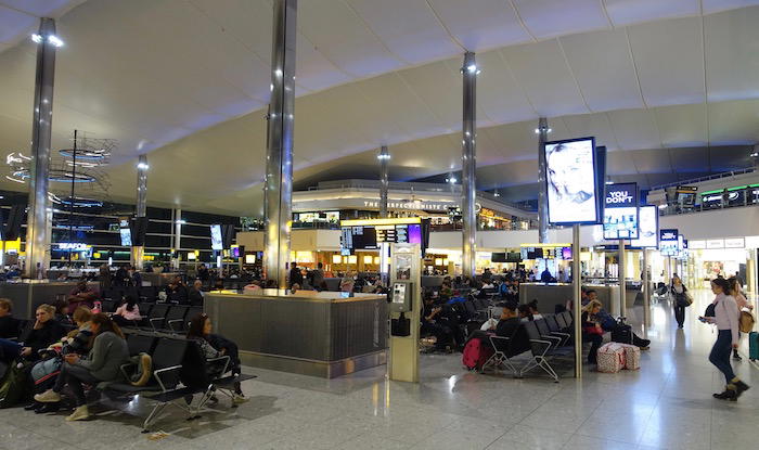 lufthansa-lounge-london-heathrow-1