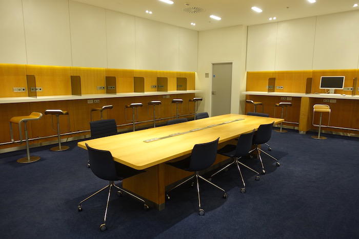 lufthansa-lounge-london-heathrow-14